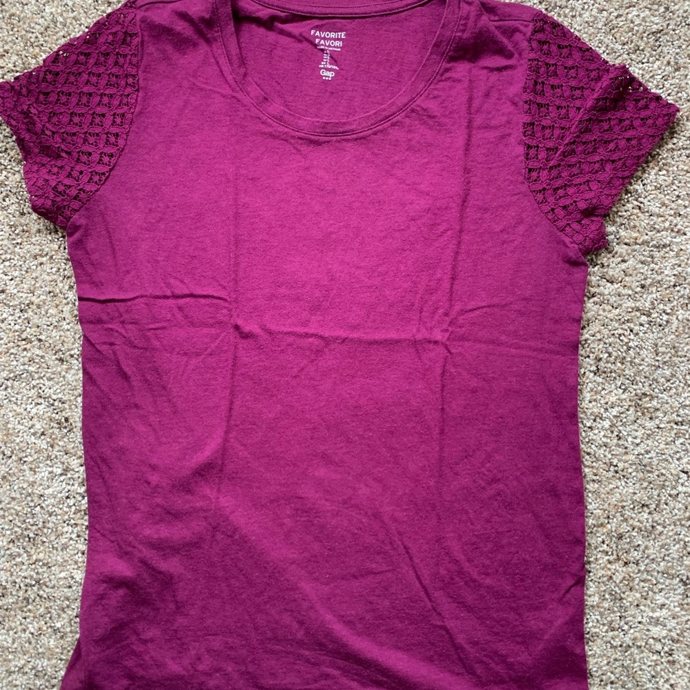 GAP Plum Short Sleeve Tee with Lace Sleeves